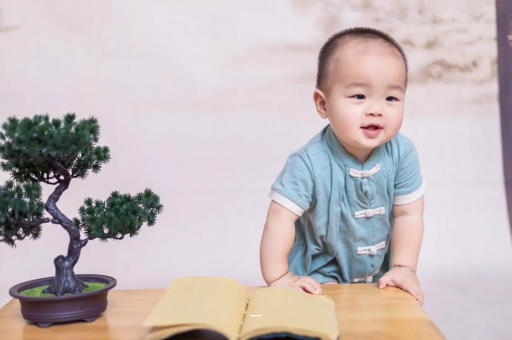 昌乐宝宝爱吐奶是什么原因